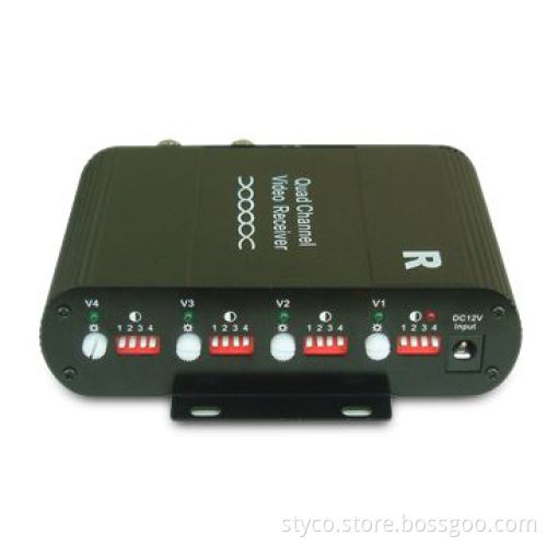 4-channel Active Video Balun, Receiver with 12V AC/DC Power In and 4-channel BNC Video Out